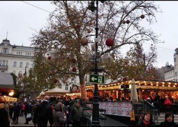 בודפשט - כיכר וורוסמרטי | Budapest - Vorosmarty ter