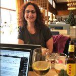 אושרה קמחי - על המזוודות. בלוגרית טיולים נוסעת לעבוד 5