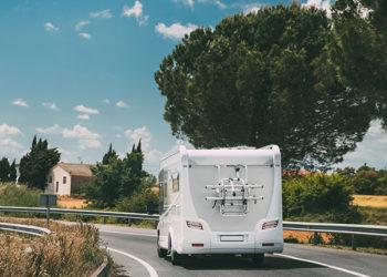 טיול בקרוואן - קרואן בדרכים